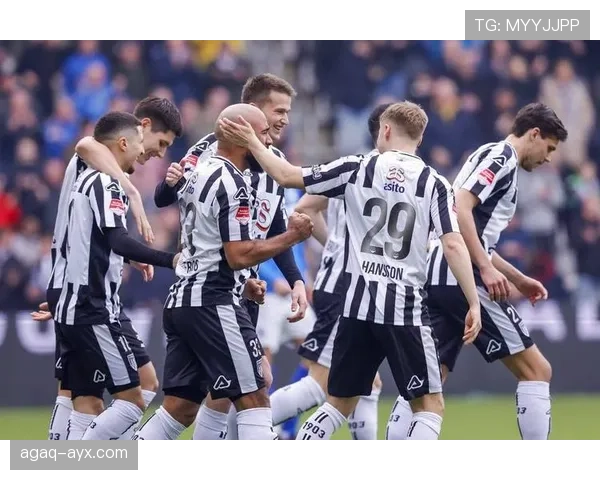 特温球队战术升级引发热议，边路进攻表现持续提升